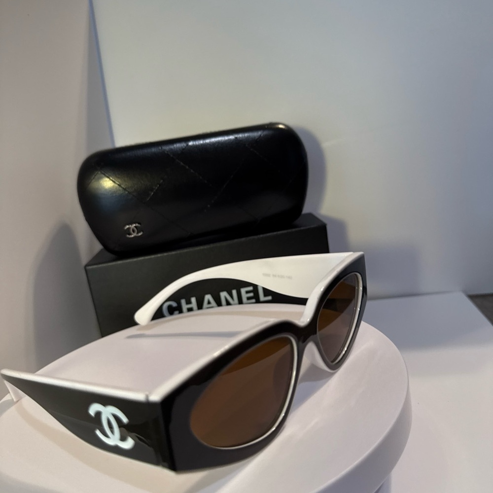 CHANEL Black and White Sunglasses with Brown Lenses